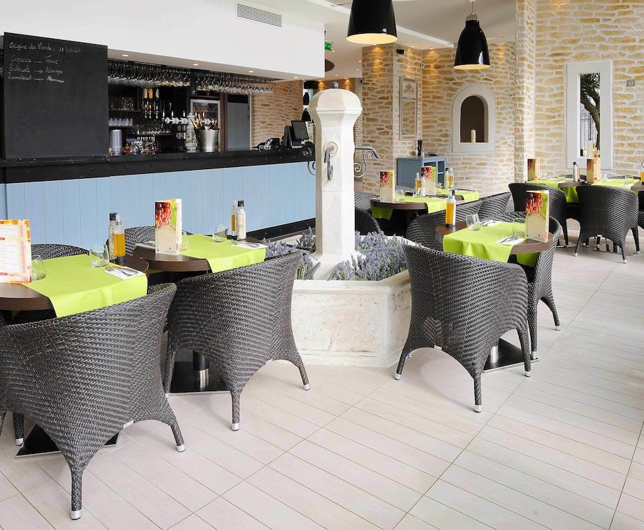 Residhome Paris-Massy Massy  Restaurant foto