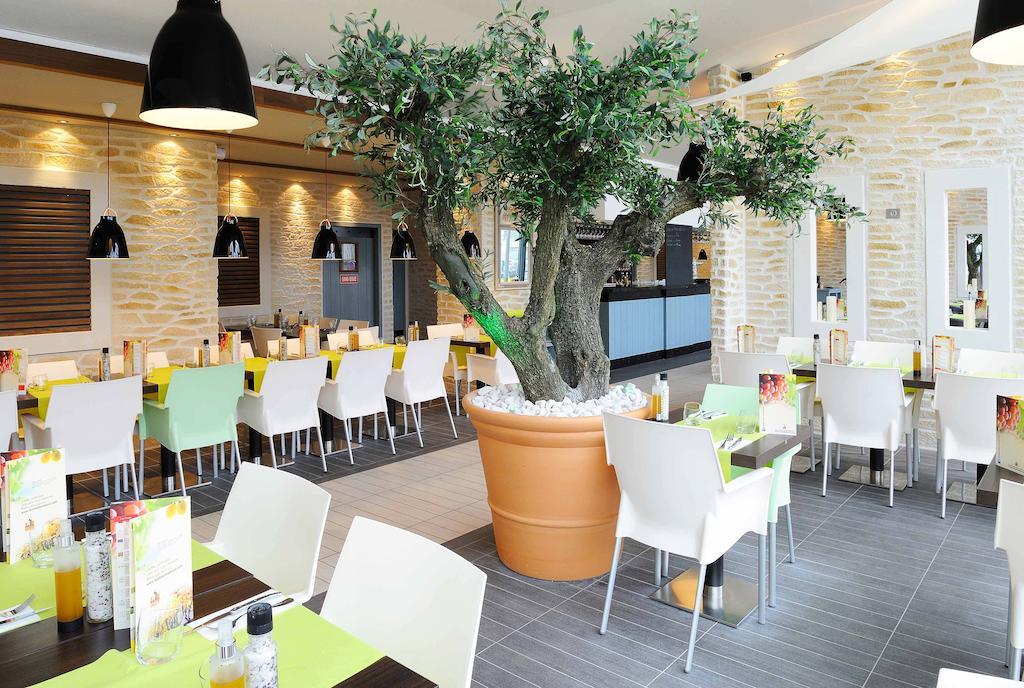 Residhome Paris-Massy Massy  Restaurant foto